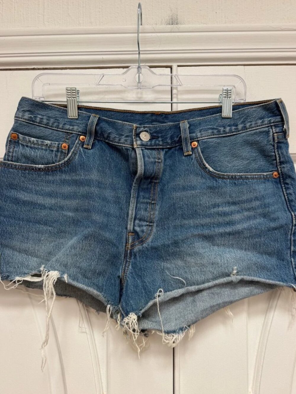 Levi's 501 Blue Frayed Hem Denim Sz 32 Shorts